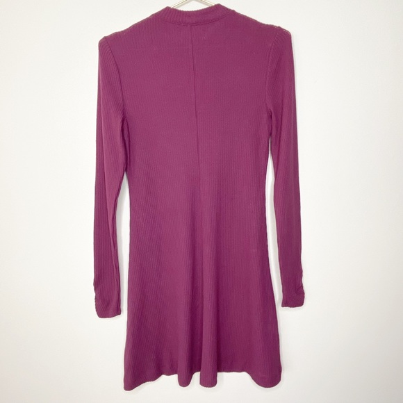 Hollister Berry Ribbed Knit Mock Neck Long Sleeve Sweater Dress Size M NWT - Picture 3 of 7
